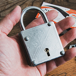 インドの南京錠 Syria Power 9cm x 6cm程度 - サブ5