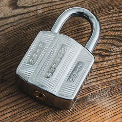 インドの南京錠 Sonica KING Ultimate Powe India 10.5cm x 6.5cm程度 - サブ3