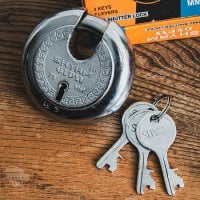 インドの南京錠 ラウンドタイプ SHYAM GYPSY 7.5cm x 7.5cm程度