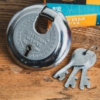 インドの南京錠 ラウンドタイプ SHYAM GYPSY 8.5cm x 8.5cm程度