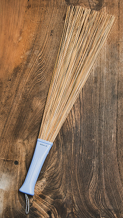 バリ島の椰子の葉ほうき - サブ5