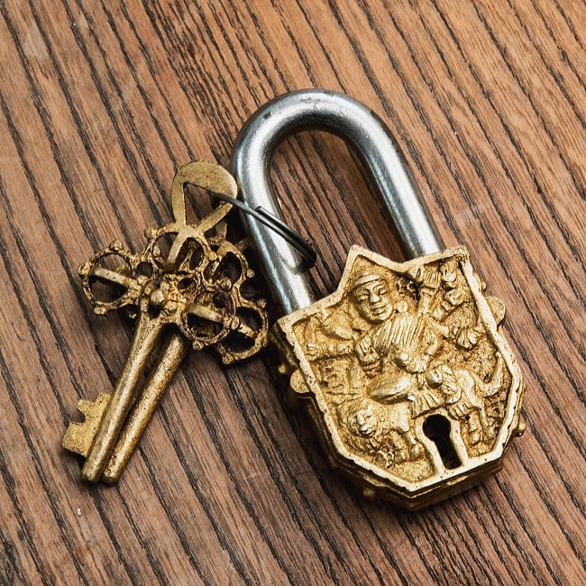 アンティーク調 ミニ南京錠 ドゥルガーの写真