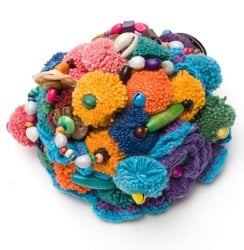 モン族鈴付きぽんぽんヘアクリップ - 水色ステッチの商品写真