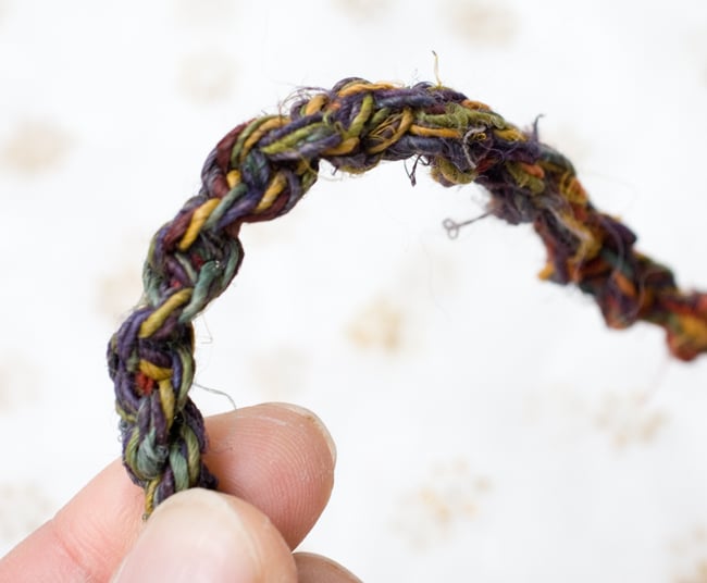 フェルトのヒッピーヘアゴム 【パープル・ピンク系】 5 - ネパールのワイルドヘンプも使用しています