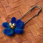 フェルトのお花ブローチ - 青の商品写真