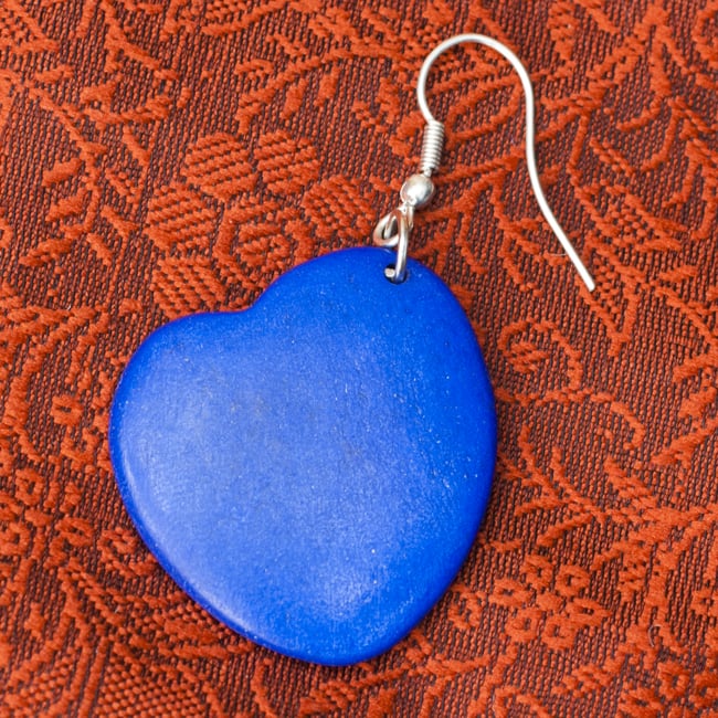 ハート型のボーンピアス【両耳ペア】 2 - 両耳ペアでのお届けとなります。