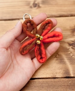 フェルトの大きなお花ブローチ　キルトピン - 赤系 - サブ4