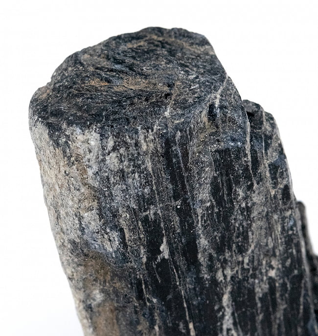 ブラック トルマリンの原石[174g] 2 - 別の角度から撮影しました
