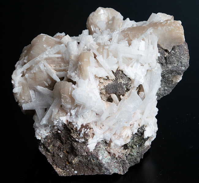 【1点物】インドヒマールのクリスタル・クラスター[810g]の写真1枚目です。お送りするクリスタルです。2つと無い一点物になりますクラスター,原石,クリスタル,水晶,クオーツ,ヒマラヤ水晶