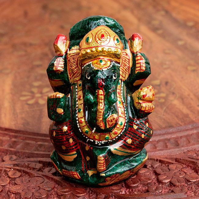 【一点物】手彫りのマルガジ・ガネーシャ（インド翡翠） - 約168gの写真1枚目です。美しいガネーシャ像です。ヒスイ,翡翠,パワーストーン,ガネーシャ