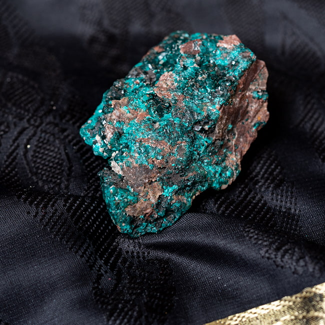 〔一点物〕ダイオプテーズ　翠銅鉱　原石　天然石　コンゴ産〔75g〕 3 - 拡大写真です