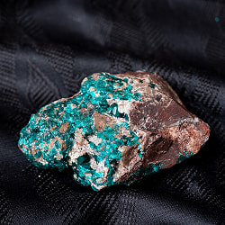 〔一点物〕ダイオプテーズ　翠銅鉱　原石　天然石　コンゴ産〔75g〕 - サブ4