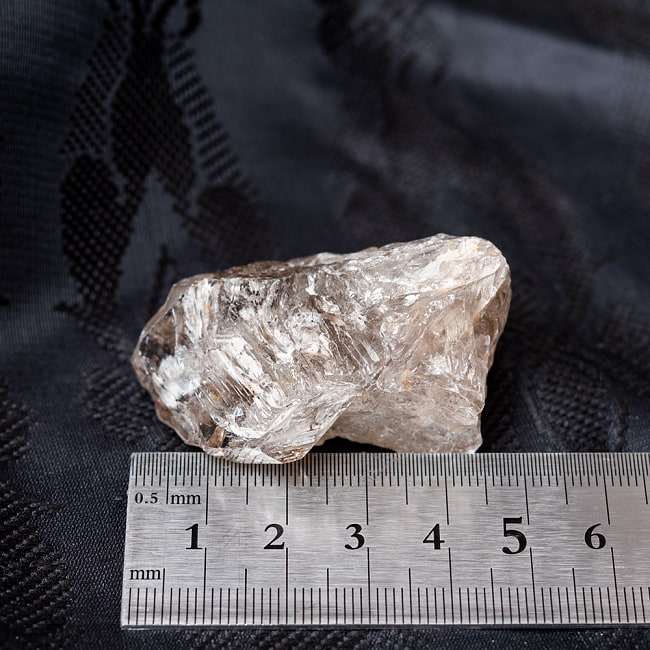 〔一点物〕ダイヤモンドクォーツ　ダイヤモンド水晶　原石　天然石〔43g〕 5 - ものさしとのサイズ比較です