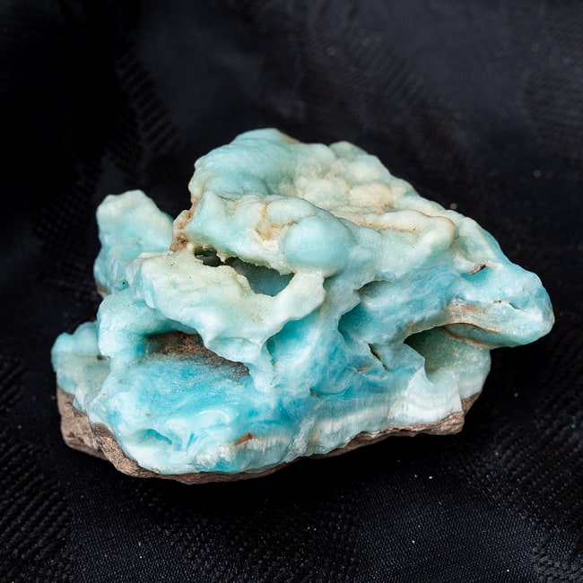 〔一点物〕ブルーアラゴナイト　原石　天然石　モロッコ産〔162g〕の写真Blue Aragonite,,第5チャクラ,スロートチャクラ,,原石,天然石,パワーストーン,タロットカード,オラクルカード,浄化
