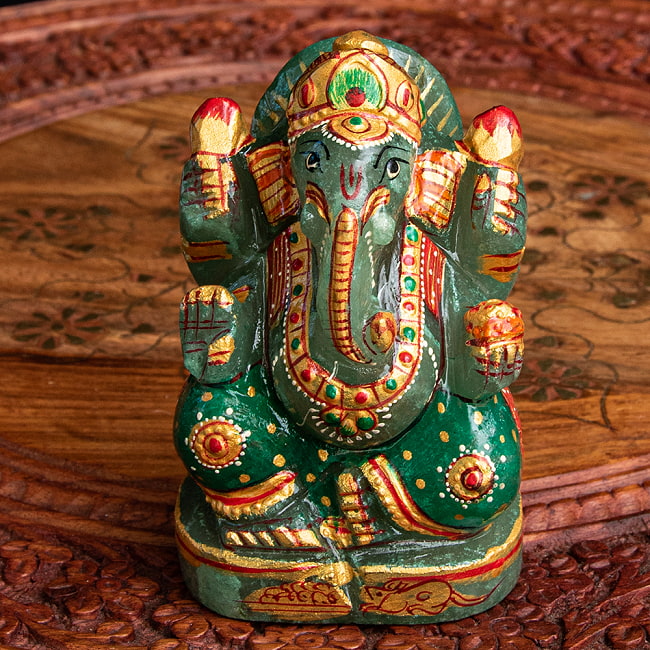 【一点物・天然石】手彫りのアングリ・ガネーシャ（インド翡翠） - 約10cmの写真1枚目です。美しいガネーシャ像です。ヒスイ,翡翠,パワーストーン,ガネーシャ