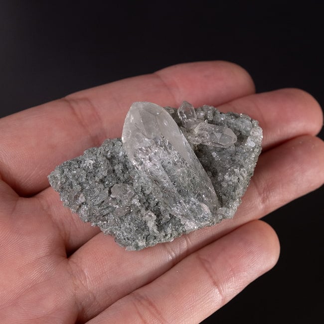 【一点物】 ヒマラヤ水晶原石 【37.5g】クラスター・貫入・レインボー 6 - このくらいのサイズ感になります