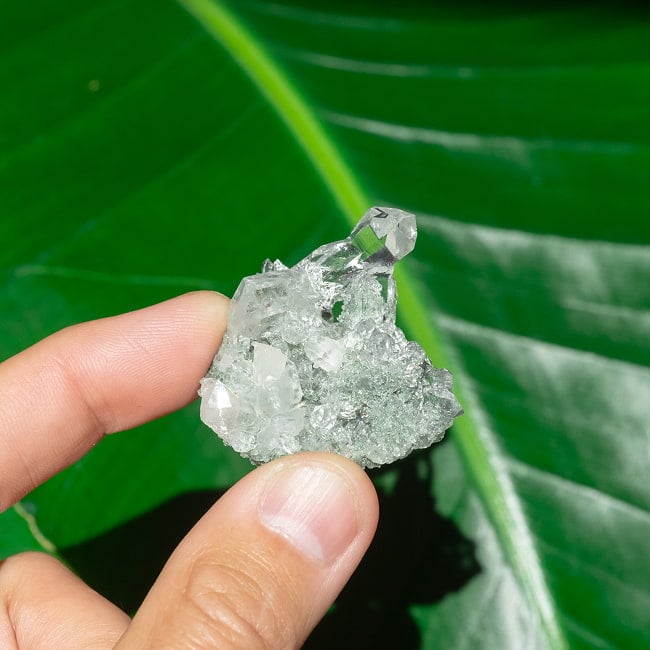 【一点物】 ヒマラヤ水晶原石 【18.5g】クラスター・透明・バーコード・タイムリンク 7 - 太陽光にかざすと美しさが際立ちます