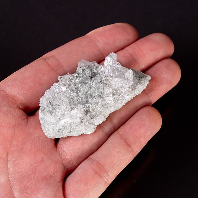 【一点物】 ヒマラヤ水晶原石 【26.5g】クラスター・透明・レシーバー・タビー 7 - このくらいのサイズ感になります