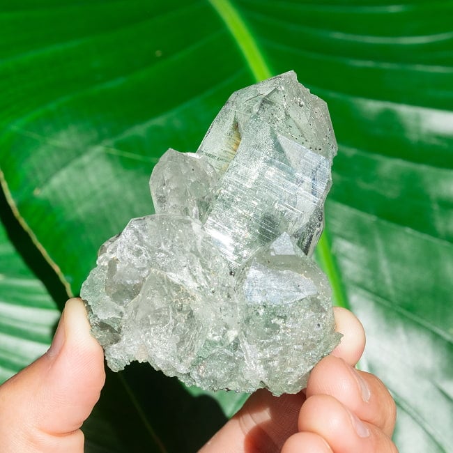 【一点物】 ヒマラヤ水晶原石 【166g】クラスター・透明・クローライト・バーコード 7 - 太陽光にかざすと美しさが際立ちます