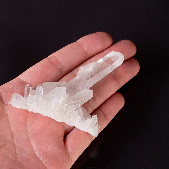 【一点物】 ヒマラヤ水晶原石 【56g】クラスター・タビー・バーコード・セルフヒールド 6 - このくらいのサイズ感になります