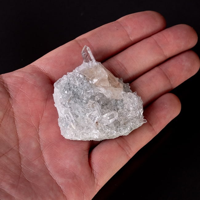【一点物】 ヒマラヤ水晶原石 【36.5g】クラスター・ルチル・タビー・バーコード 7 - このくらいのサイズ感になります
