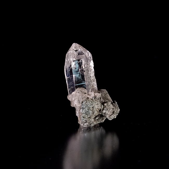 【一点物】 ヒマラヤ水晶原石 【14g】ポイント・透明・クローライト・ゲートウェイ・タビー・バーコード 4 - 別角度からの写真です