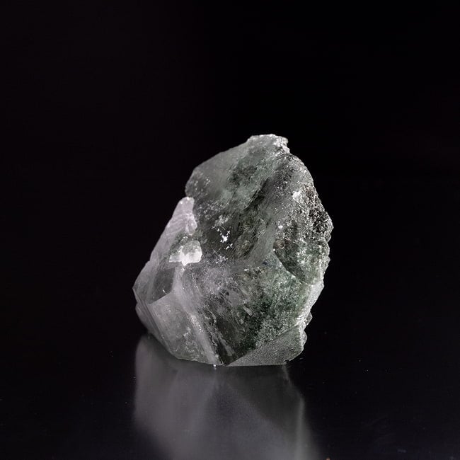 【一点物】 ヒマラヤ水晶原石 【173g】ポイント・クローライト・貫入り・タビー・バーコード・レインボー 2 - 別角度からの写真です