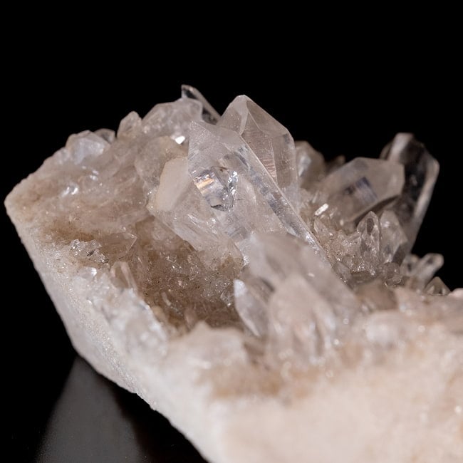 【一点物】 ヒマラヤ水晶原石 【101g】クラスター・透明・タビー・タイムリンク・レインボー 5 - 拡大写真です。抜群の透明度です。