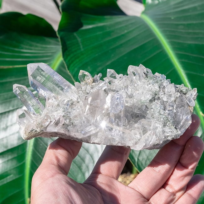 【一点物】 ヒマラヤ水晶原石 【526.5g】クラスター・透明・ルチル・タビー・タイムリンク・貫入り・バーコード・レインボー 7 - 太陽光にかざすと美しさが際立ちます