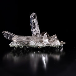 【一点物】 ヒマラヤ水晶原石 【196.5g】クラスター・透明・クローライト・バーコード・レインボー - サブ2