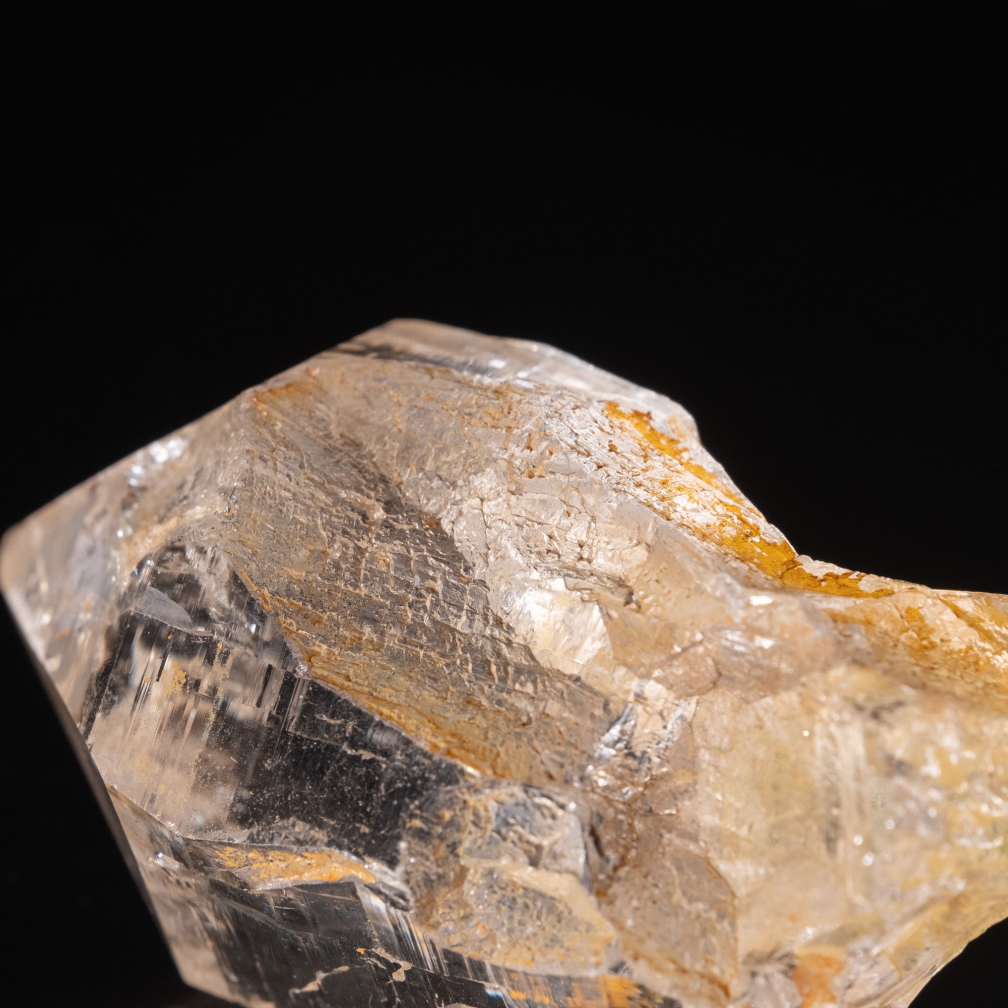 【一点物】 ヒマラヤ水晶原石 【 47g】透明度・褐色・セルフヒールド・バーコード 4 - 拡大写真です。セルフヒールドとも取れる形状です。