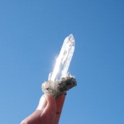 【一点物】 ヒマラヤ水晶原石 【 19.5g】クローライト・レインボー・バーコードの画像