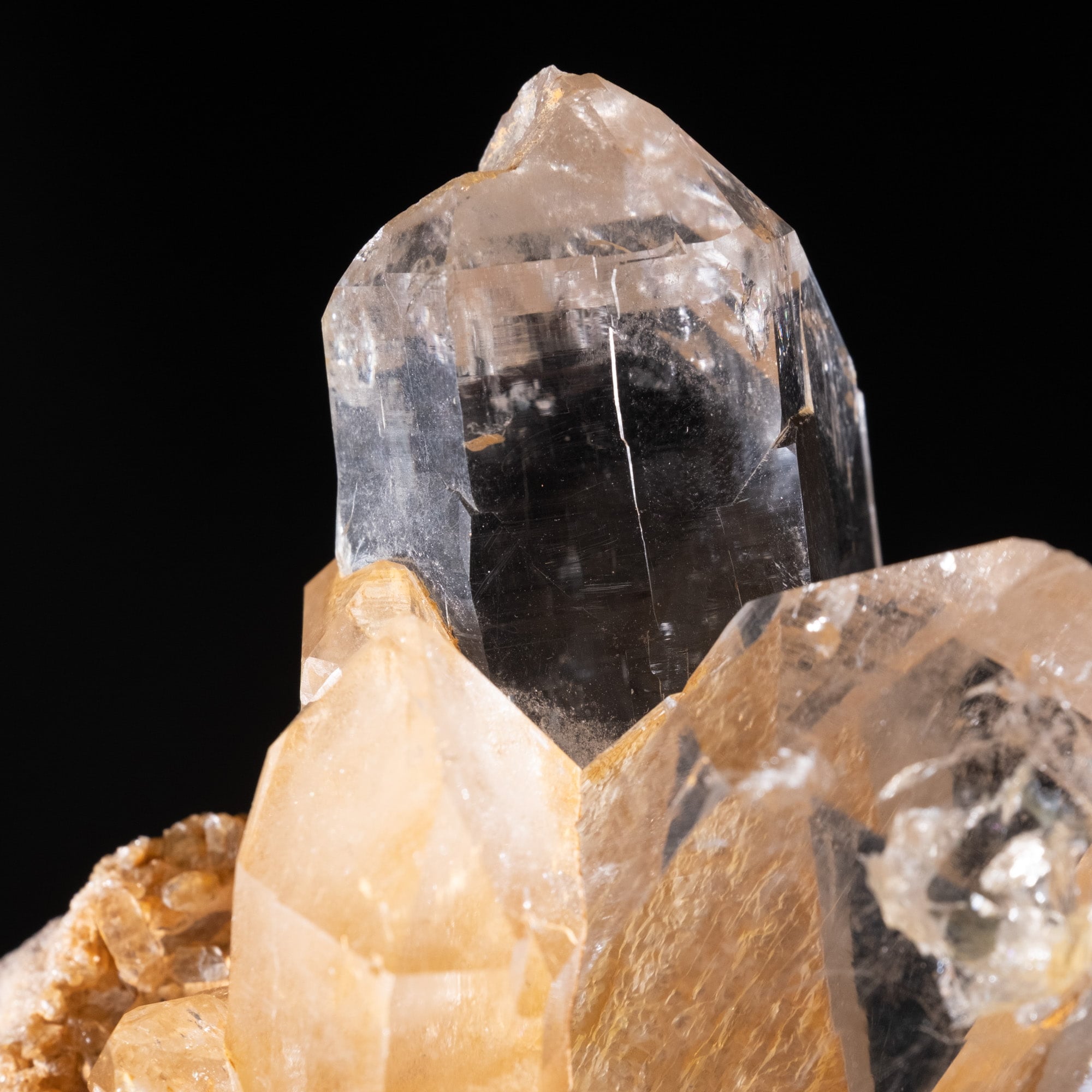 【一点物】 ヒマラヤ水晶原石 【 242.5g】透明度・褐色・タビー・バーコード・レインボー 5 - 拡大写真です。鉄分とみられる褐色したオレンジが非常にキレイです。