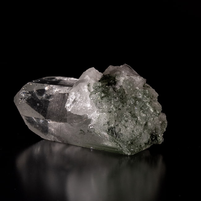 【一点物】 ヒマラヤ水晶原石 【97g】透明・クローライト・ファントム・バーコード 3 - 別角度からの写真です