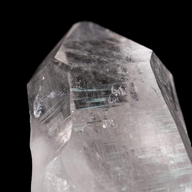 【一点物】 ヒマラヤ水晶原石 【167.5g】透明・ポイント・セルフヒールド・バーコード・タイムリンク 5 - 拡大写真です。