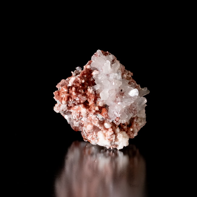 【一点物】 レッドアポフィライト原石 【33g】稀少石インド産・クラスター 3 - 別角度からの写真です