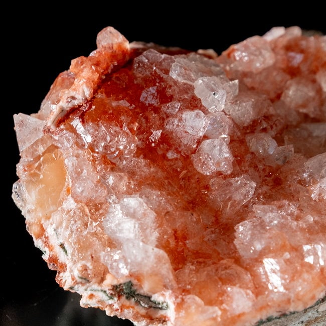 【一点物】 レッドアポフィライト原石 【53.5g】稀少石インド産・クラスター 5 - 拡大写真です。