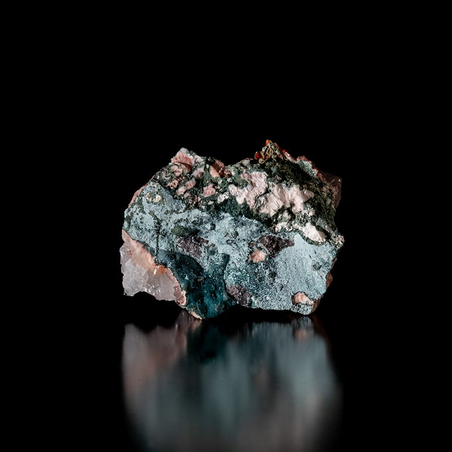 【一点物】 レッドアポフィライト原石 【20.5g】稀少石インド産・クラスター 4 - 別角度からの写真です