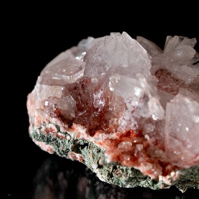 【一点物】 レッドアポフィライト原石 【20.5g】稀少石インド産・クラスター 5 - 拡大写真です。