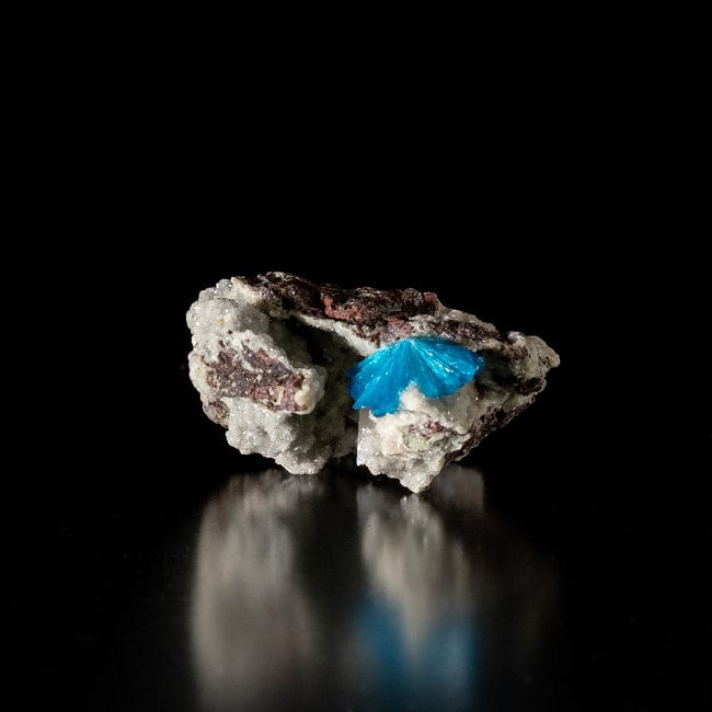 【一点物】 カバンサイト原石 【12g】インド産・稀少石 2 - インド・プネーで産出された非常に珍しい稀少石です。