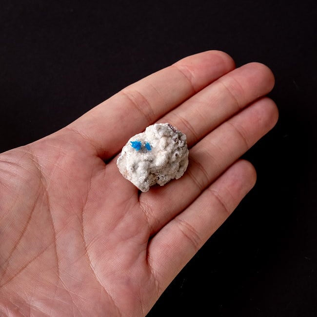 【一点物】 カバンサイト原石 【14.5g】インド産・稀少石 7 - このくらいのサイズ感になります。