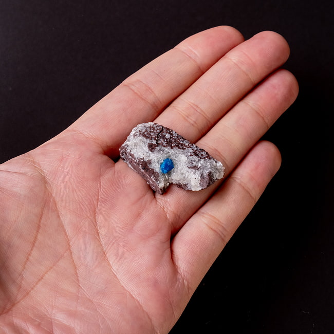 【一点物】 カバンサイト原石 【8g】インド産・稀少石 7 - このくらいのサイズ感になります。