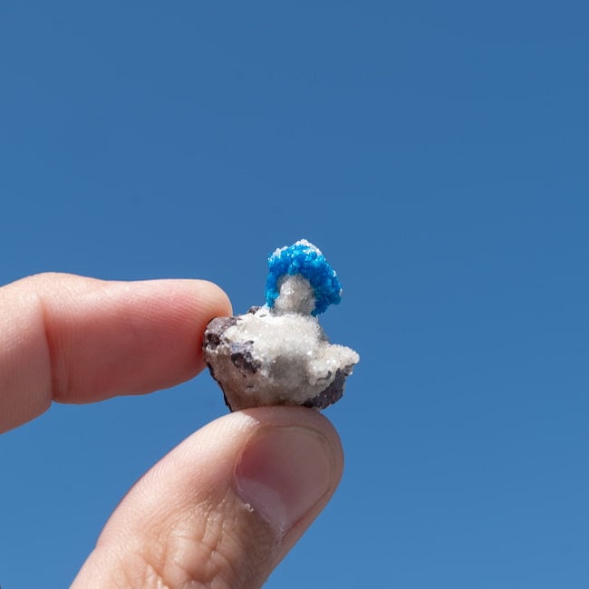 【一点物】 カバンサイト原石 【8.5g】インド産・稀少石の写真クリスタル,ヒマラヤ産,原石,天然石,一点物,水晶,浄化,パワーストーン,クラスター,クォーツ