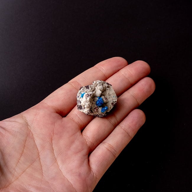 【一点物】 カバンサイト原石 【19.5g】インド産・稀少石 7 - このくらいのサイズ感になります。