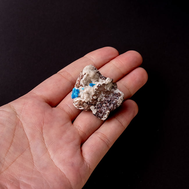 【一点物】 カバンサイト原石 【26g】インド産・稀少石 6 - このくらいのサイズ感になります。