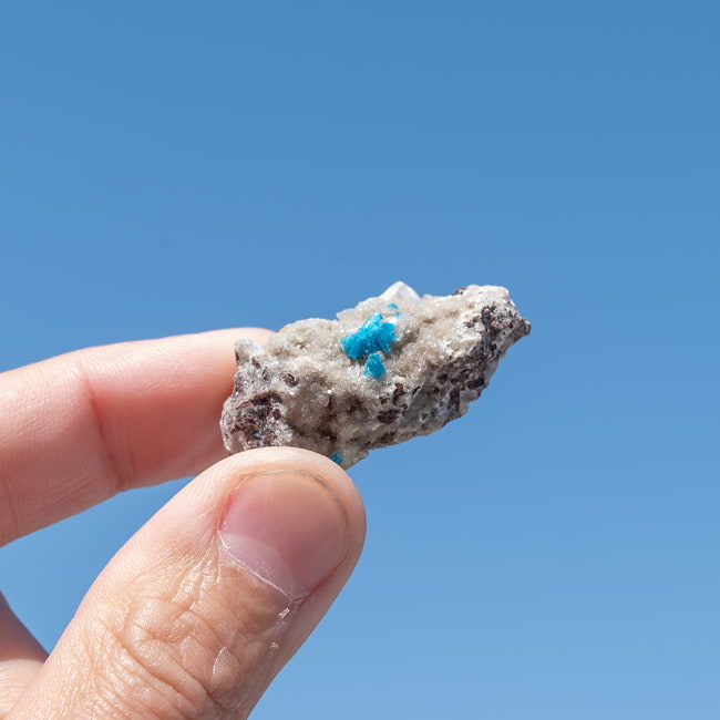 【一点物】 カバンサイト原石 【12.5g】インド産・稀少石 7 - 太陽光にかざすと美しさが際立ちます 。