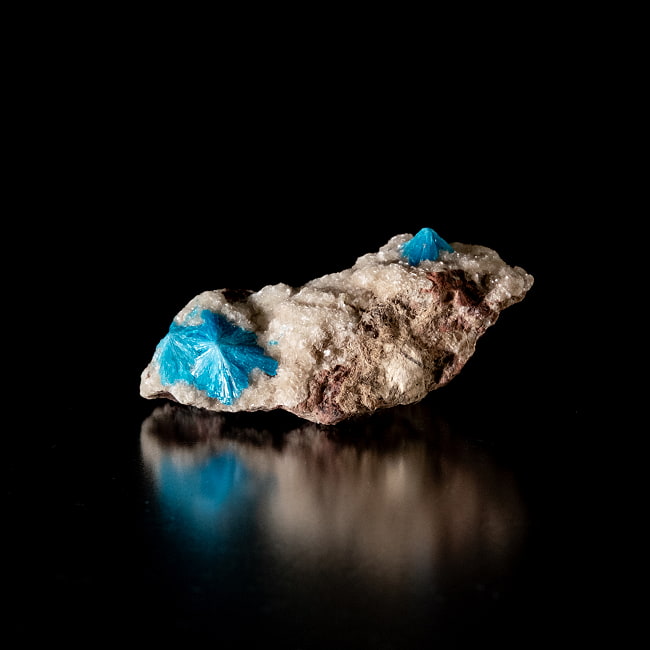 【一点物】 カバンサイト原石 【14g】インド産・稀少石 2 - インド・プネーで産出された非常に珍しい稀少石です。