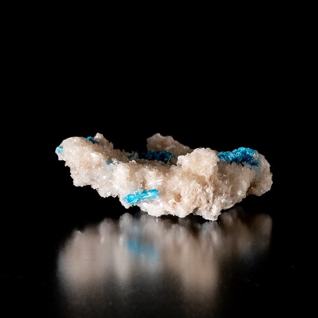 【一点物】 カバンサイト原石 【6g】インド産・稀少石 4 - 別角度からの写真です