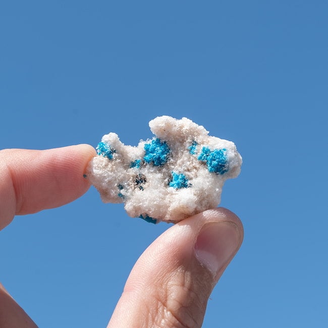 【一点物】 カバンサイト原石 【6g】インド産・稀少石の写真クリスタル,ヒマラヤ産,原石,天然石,一点物,水晶,浄化,パワーストーン,クラスター,クォーツ