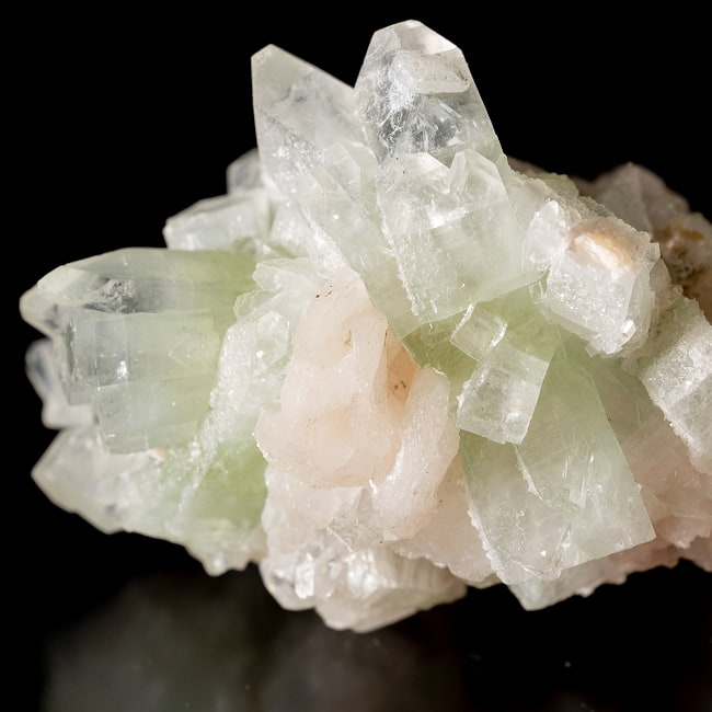 【一点物】グリーンアポフィライト原石 【81.5g】稀少石 5 - 拡大写真です。